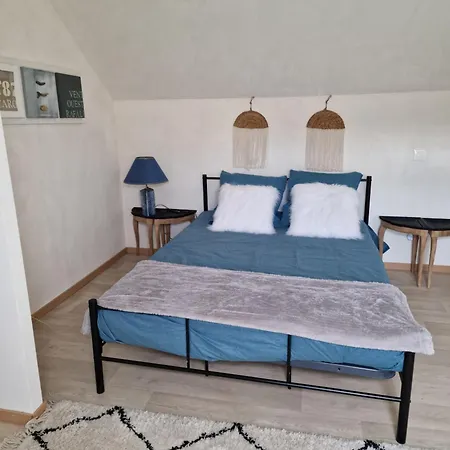 Chez Kathy Et Alain Bed & Breakfast *